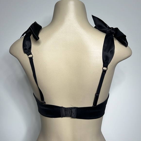 Victoria Secret 36B black satin bra - Picture 4 of 6
